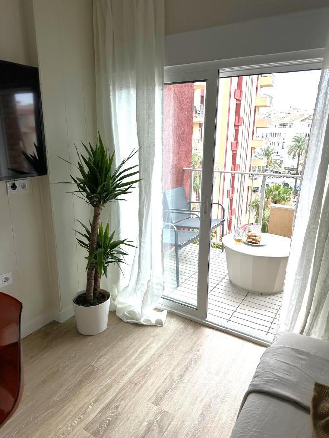 Minerva Estudio Suite White Jasmine, Beach And Pool Benalmádena Exteriör bild