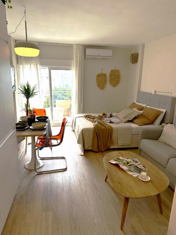 Minerva Estudio Suite White Jasmine, Beach And Pool Benalmádena Exteriör bild