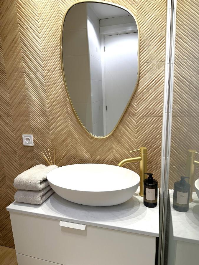 Minerva Estudio Suite White Jasmine, Beach And Pool Benalmádena Exteriör bild